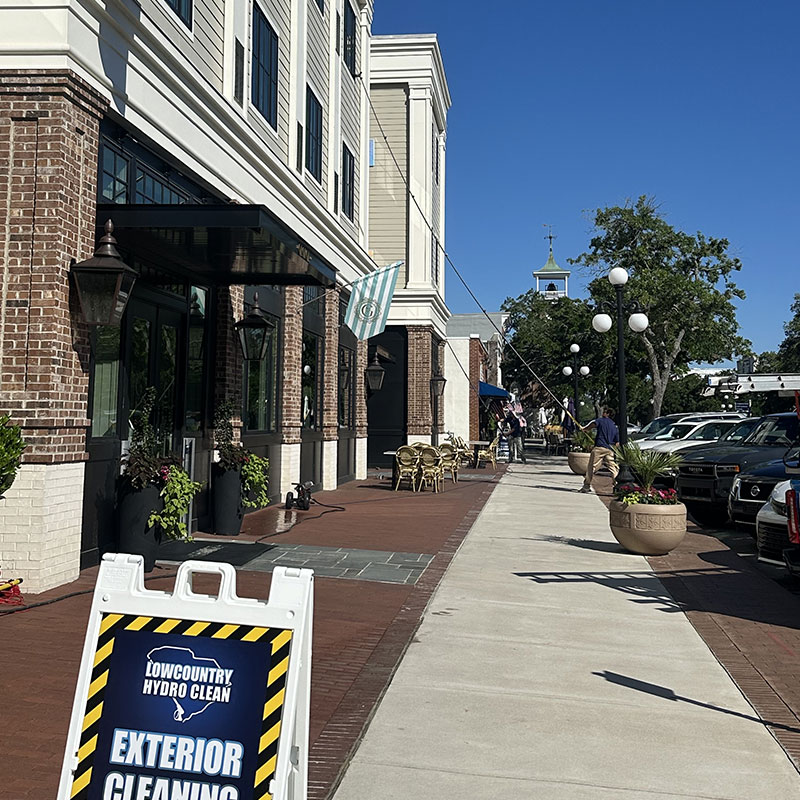 Exterior Commercial Cleaning